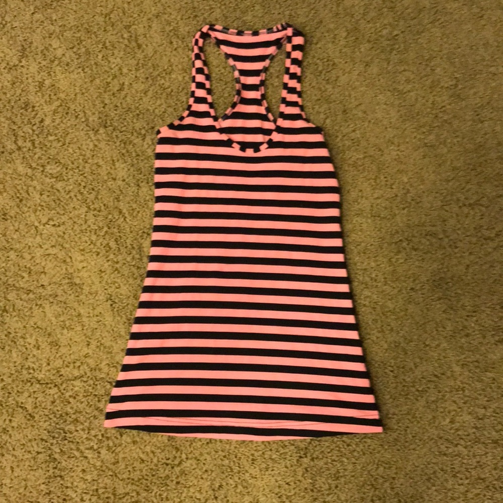 Lululemon tank top